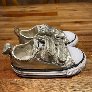 Toddler girls gold converse size 5